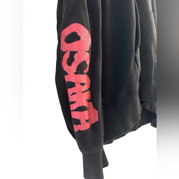 Modish black skull hoodie - Picture 3 of 4